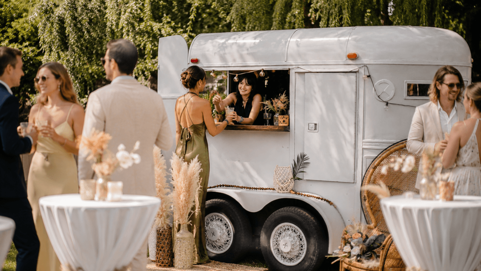 Trailer & Statement Bars